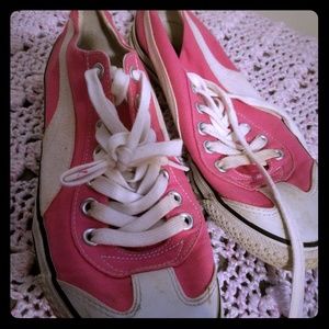 !!! Pink Pumas